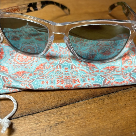 Oakley Frogskins Eric Koston Signature Series Clear Camo Emerald Iridium Lenses - Picture 1 of 10